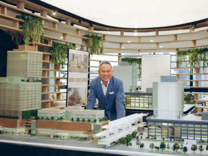 Figures revitalising a 1980s mall and lifting a San Francisco landmark to new heights